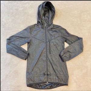 NIKE Like New Super Reflective Wind Breaker!